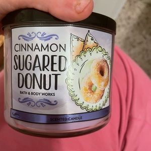 Bath cinnamon sugar donut